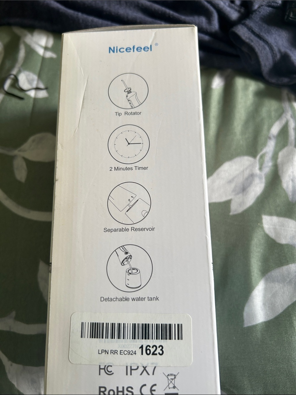 Portable Oral Irrigator - Black/Blue - Picture 2 of 3